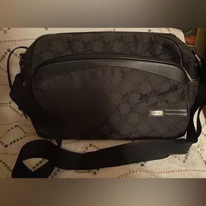 Tumi Large Excursion Bag NWT